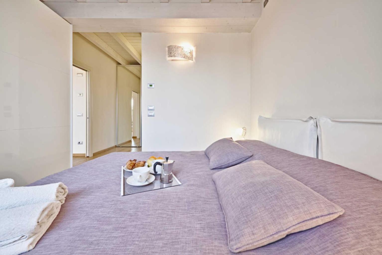 Warda A6 Apartment 代森扎诺-德尔加达 外观 照片