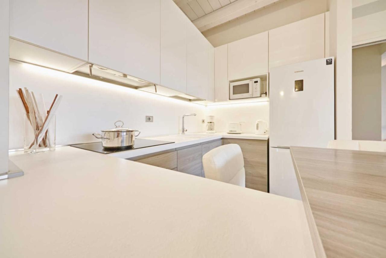 Warda A6 Apartment 代森扎诺-德尔加达 外观 照片