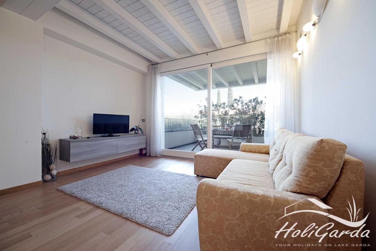 Warda A6 Apartment 代森扎诺-德尔加达 外观 照片